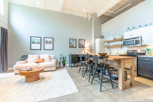 Dining room, Interior, Kitchen, Living room, Stainless Steel Appliances