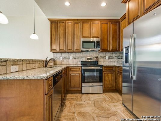 Interior, Kitchen, Pendant Lights, Recessed Lighting, Stainless Steel Appliances