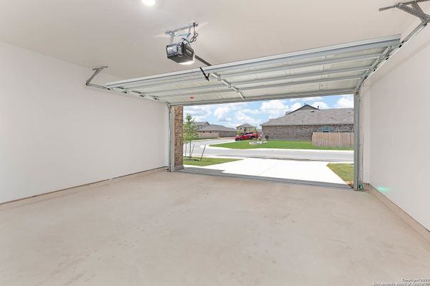 Garage, Interior