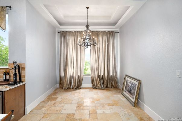 Chandelier, Interior