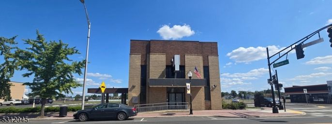 Exterior, Facade, Brick Facade, Modern