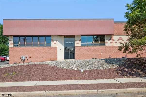 Exterior, Facade, Brick Facade, Modern