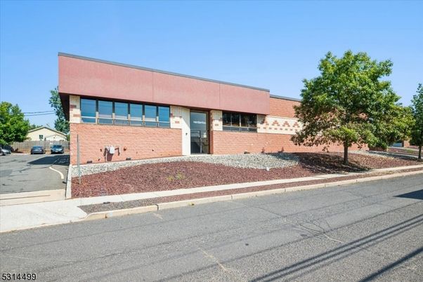 Exterior, Facade, Brick Facade, Modern