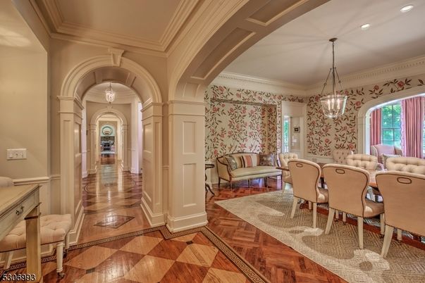 Chandelier, Dining room, Interior, Pendant Lights, Recessed Lighting, Wood Texture Flooring