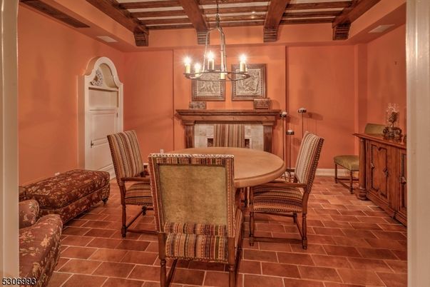 Chandelier, Dining room, Interior, Piano, Recessed Lighting, Wooden Beams