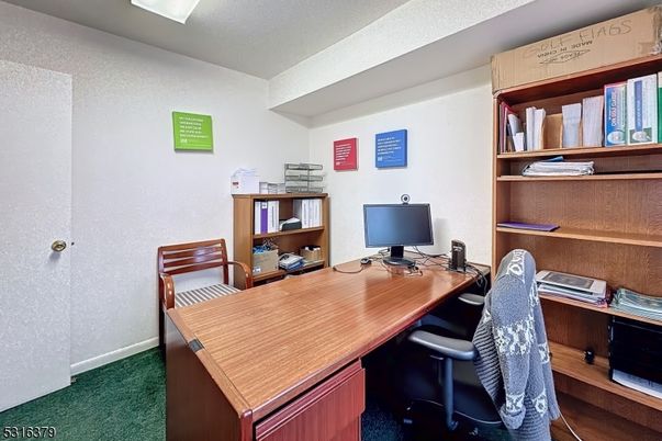 Home Office, Interior