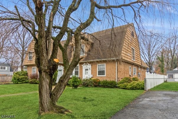 Exterior, Facade, Brick Facade, Cape Cod