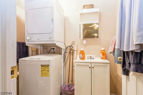 Interior, Utility Closets, Washer