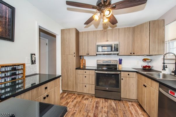 Interior, Kitchen, Stainless Steel Appliances, Wood Texture Flooring