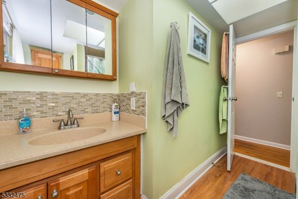 Bathroom, Dual Sink Vanities, Interior, Wood Texture Flooring