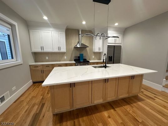 Interior, Kitchen, Pendant Lights, Recessed Lighting, Wood Texture Flooring