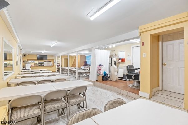 Dining room, Interior
