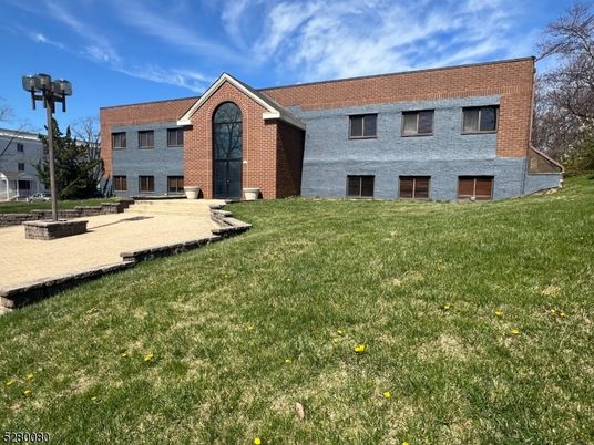 Backyard, Exterior, Facade, Brick Facade, Georgian