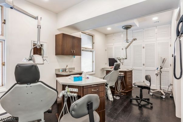 Fitness Equipment, Home Office, Interior, Pendant Lights, Recessed Lighting, Wood Texture Flooring