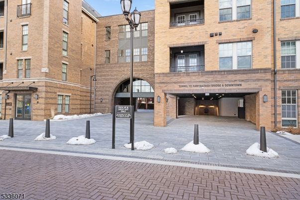 Exterior, Facade, Brick Facade, Rowhouse