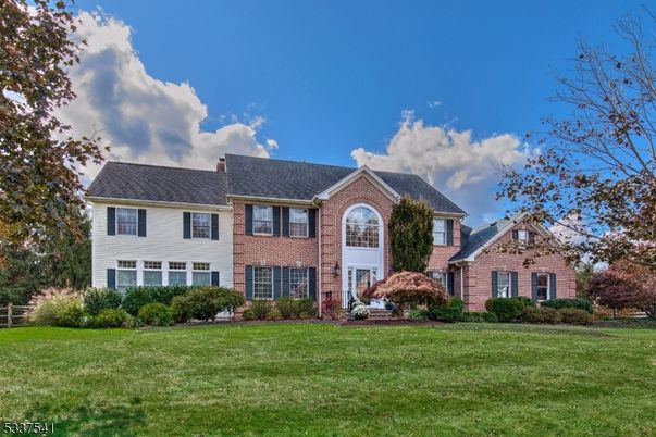 Exterior, Facade, Brick Facade, Brick Traditional