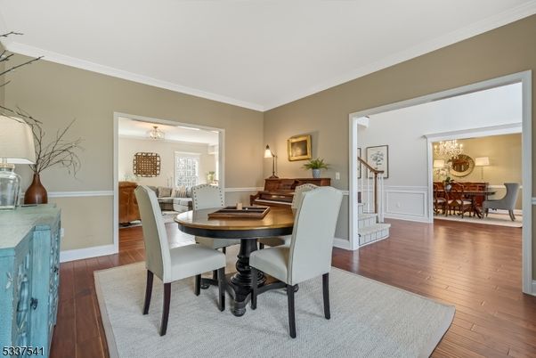 Chandelier, Dining room, Interior, Piano, Wood Texture Flooring
