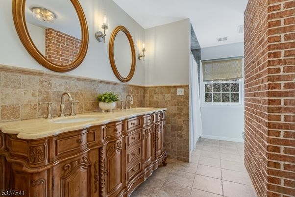 Bathroom, Dual Sink Vanities, Interior, Stone Walls