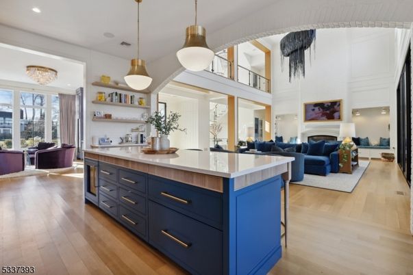 Chandelier, Interior, Kitchen, Living room, Pendant Lights, Recessed Lighting, Wood Texture Flooring