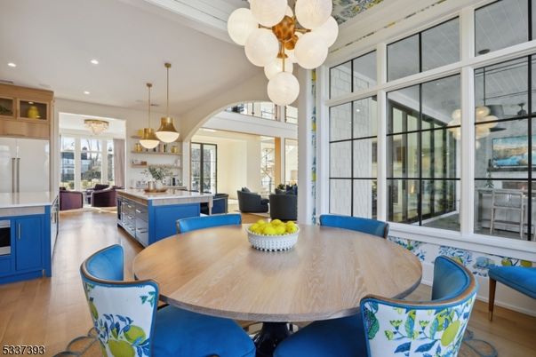 Chandelier, Dining room, Interior, Kitchen, Pendant Lights, Recessed Lighting, Wood Texture Flooring