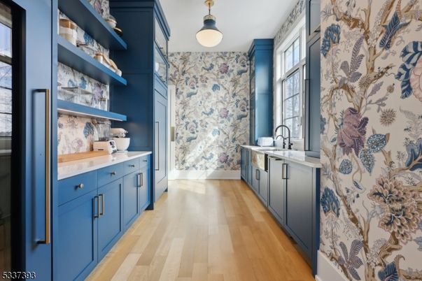 Interior, Kitchen, Pendant Lights, Wood Texture Flooring