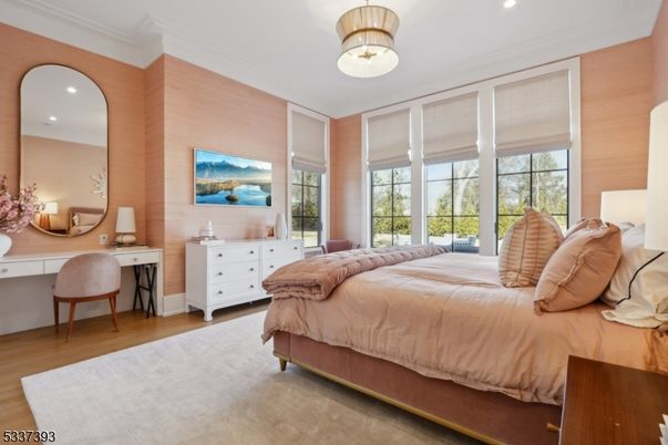 Bedroom, Interior, Pendant Lights, Recessed Lighting, Wood Texture Flooring