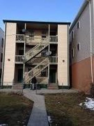 Exterior, Facade, None