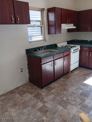 Interior, Kitchen, Tile Countertops