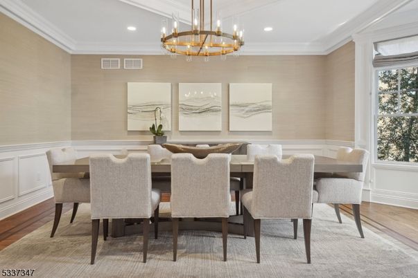 Chandelier, Dining room, Interior, Pendant Lights, Recessed Lighting, Wood Texture Flooring