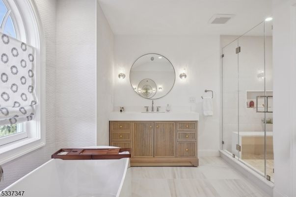 Bathroom, Free Standing Baths, Glass Shower, Interior, Recessed Lighting