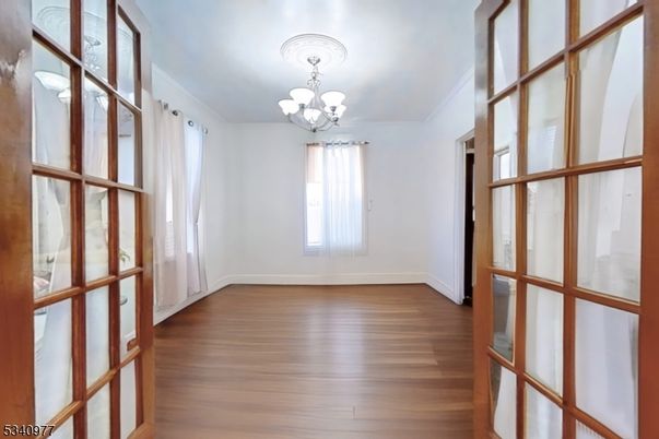 Chandelier, Empty room, Interior, Wood Texture Flooring