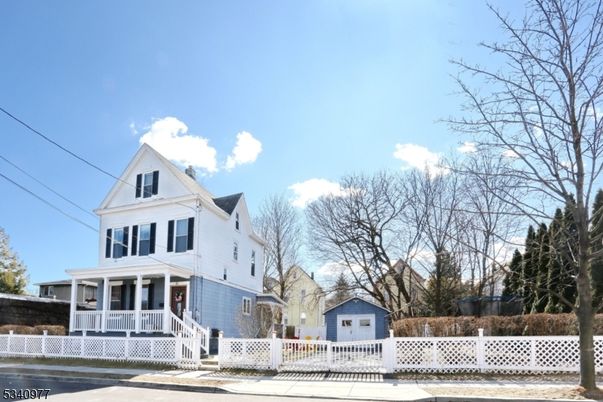 Detached Garage, Exterior, Facade, Queen Anne Victorian