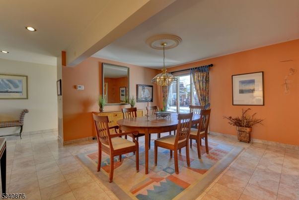 Chandelier, Dining room, Interior, Pendant Lights, Recessed Lighting