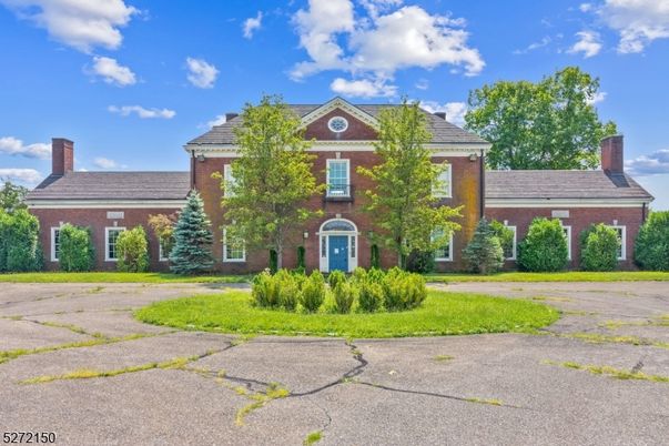 Backyard, Exterior, Facade, Brick Facade, French Provincial