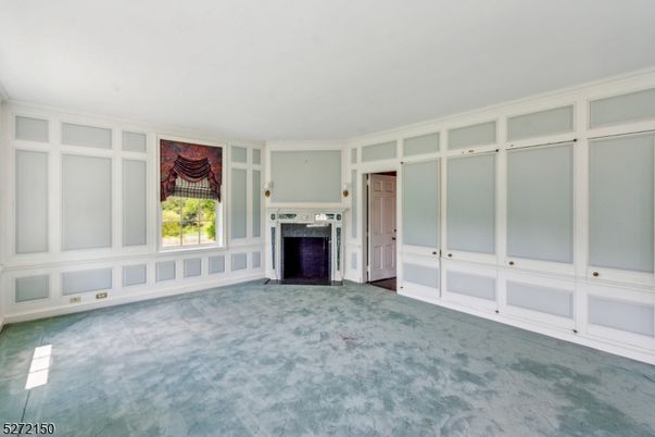 Empty room, Fireplace, Interior