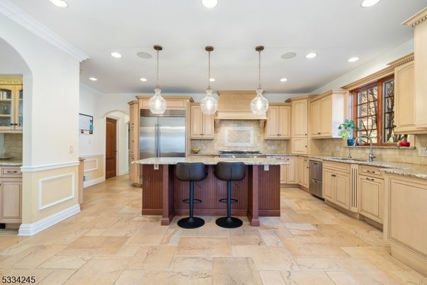 Interior, Kitchen, Pendant Lights, Recessed Lighting, Stainless Steel Appliances