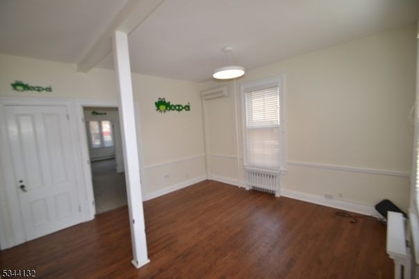 Empty room, Interior, Pendant Lights, Wood Texture Flooring