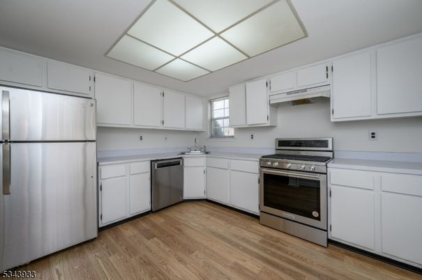 Interior, Kitchen, Stainless Steel Appliances, Wood Texture Flooring