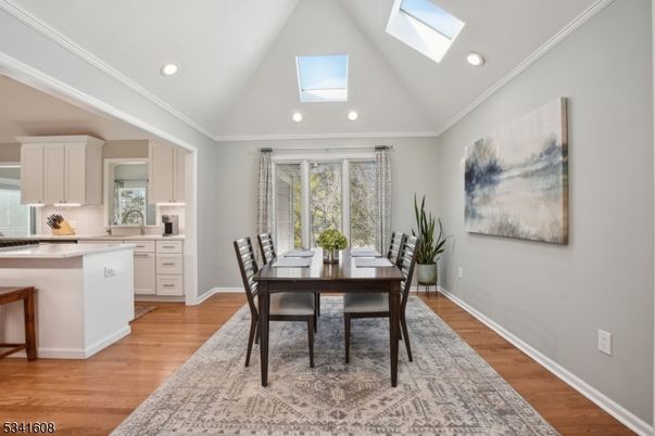 Dining room, Interior, Kitchen, Recessed Lighting, Wood Texture Flooring