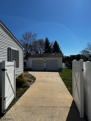 Backyard, Detached Garage, Exterior