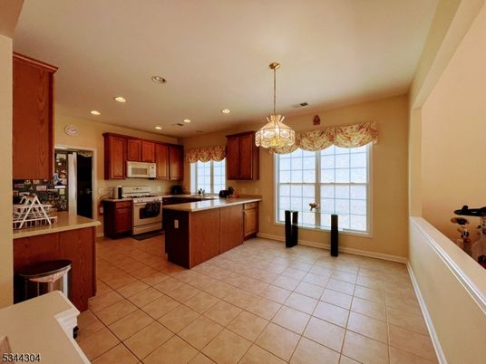 Chandelier, Interior, Kitchen, Pendant Lights, Recessed Lighting