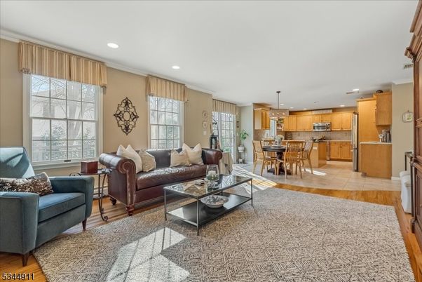 Dining room, Interior, Kitchen, Living room, Pendant Lights, Recessed Lighting, Wood Texture Flooring