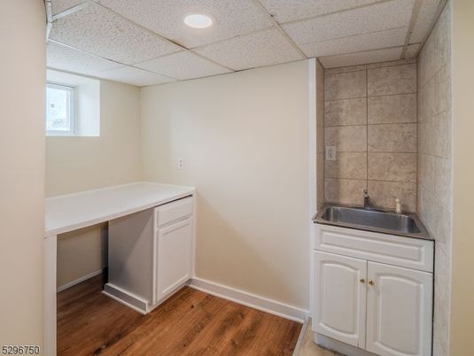 Bathroom, Interior, Recessed Lighting, Wood Texture Flooring