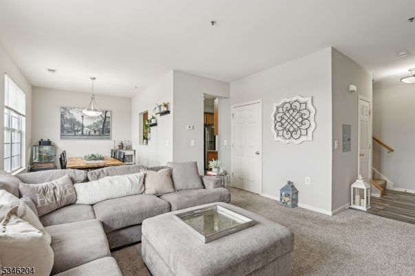 Interior, Living room, Pendant Lights