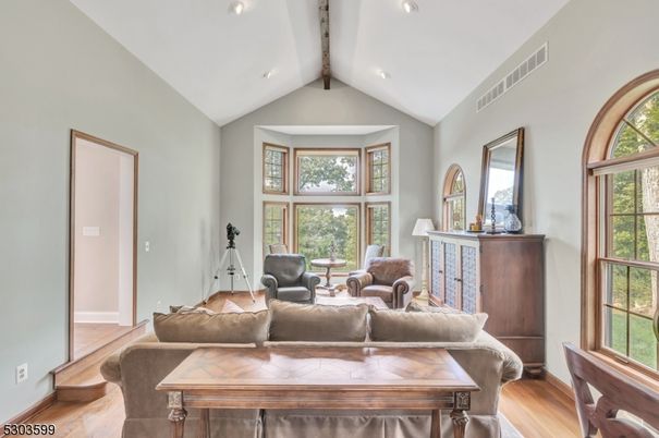 Interior, Living room, Recessed Lighting, Wooden Beams, Wood Texture Flooring