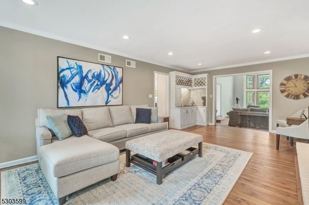 Interior, Living room, Recessed Lighting, Wood Texture Flooring