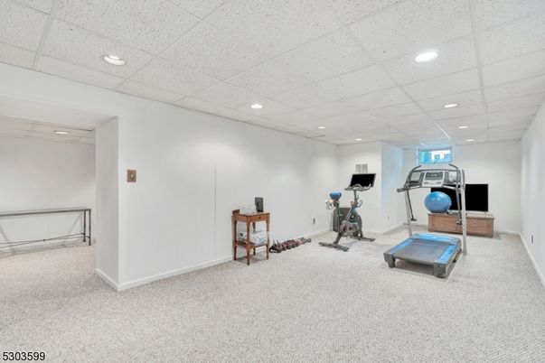 Fitness Equipment, Interior, Recessed Lighting