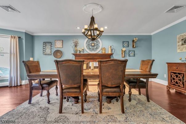 Chandelier, Dining room, Interior, Recessed Lighting, Wood Texture Flooring