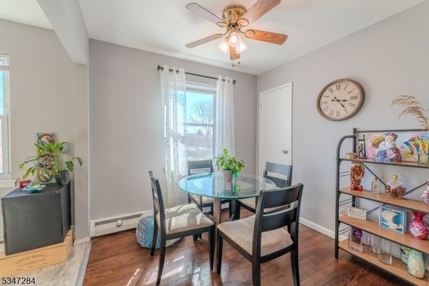 Dining room, Interior, Wood Texture Flooring