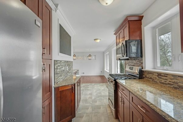 Chandelier, Interior, Kitchen